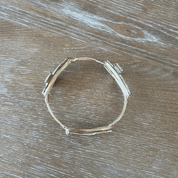 Gold Cross Bracelet - Picture 3 of 3